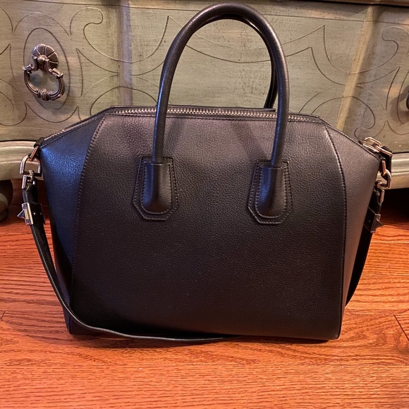 Givenchy Antigona goat leather medium satchel - Picture 5 of 12